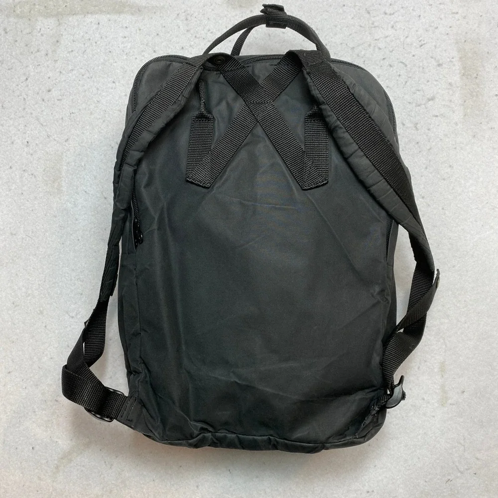 Fjallraven Backpack Unisex OS Black Kanken Classic Vinylon F Bag